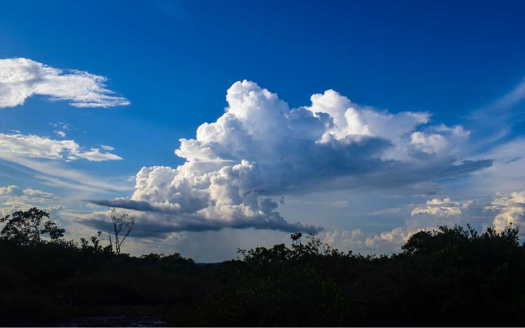 cielos del guaviare, turismo paisajes